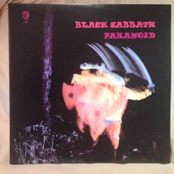 vinyldelights:  Black Sabbath Paranoid 1970 If their debut record