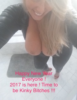 adventurechick25:  Happy New Year Everyone ! 2017 is here ! Time