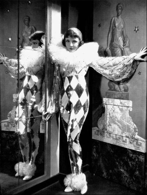 Claudette Colbert Nudes & Noises  