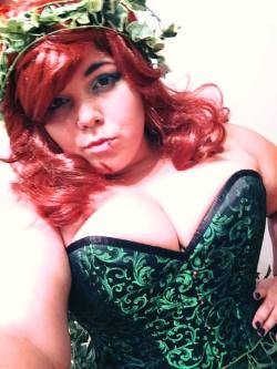 auroralightupthedark:  This was Halloween 2014. I did a Poison