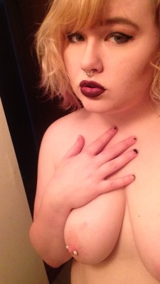 starshineeyes:  I got new pearl nipple rings, new septum ring,