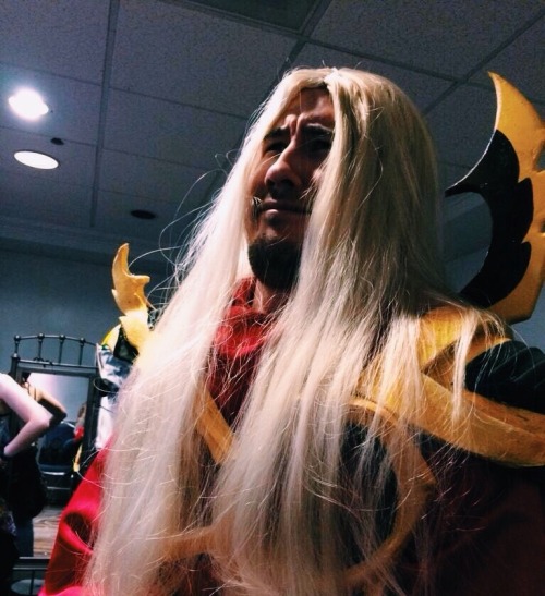 markipooper:  Blizzcon Elf Mark