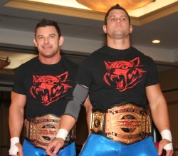 Davey must have a smile on his face because of where Eddie’s