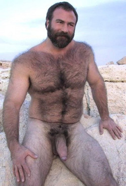 talldorkandhairy:  Follow Tall, Dork & Hairy for all types