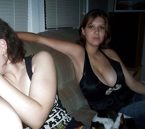 cleavage-n-downblouse.tumblr.com/post/52494599125/