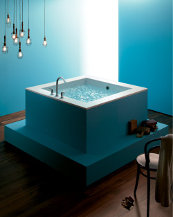 kohler:  Underscore BubbleMassage bath Caressing bubbles and