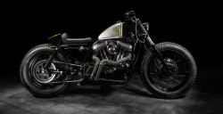 caferacerpasion:  Brutal la Harley Davidson 883 Sportster Bobber