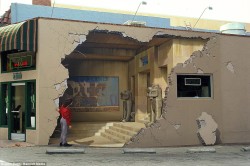 designcloud:  3D Murals by John Pugh. 3D realistic paitings by