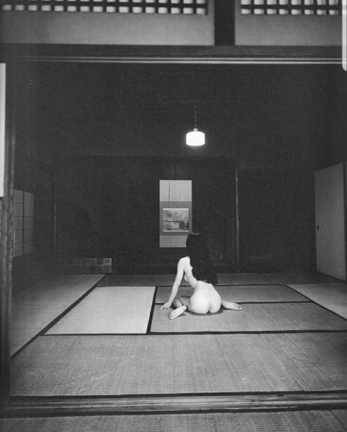 notaplacetohide:  T House of Mystery + Kishin Shinoyama