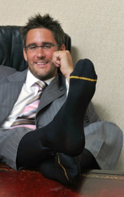 guysandladsinblacksocks:  Steve Hooper in Black Socks 14Str8