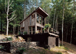 cjwho:   Unplugged by Scott Newkirk - A one-room cabin in the