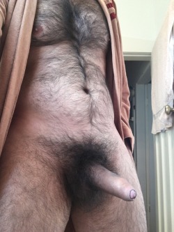 yummyhairydudes:  YUM!!!For MORE HOT HAIRY guys-Check out my