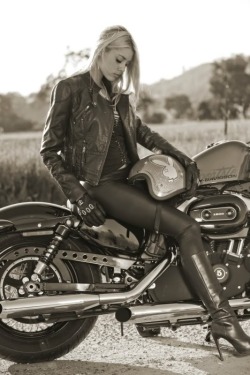 biker-girls:  Girls And Bikes http://bit.ly/17444Qf 