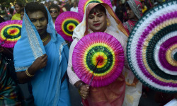 sandookchi:  Trans community celebrates ‘Hijra Day’ in Dhaka,