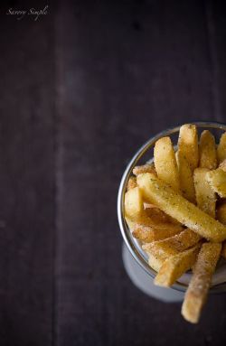 intensefoodcravings:  Buttermilk Ranch French Fries | Savory