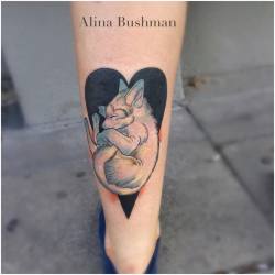 electrictattoos:  alinabushman:  Still swollen and angry .. Hope
