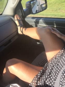 sexxxynurse:Nothing like a road trip…..