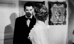 cinema-boheme:  Come over.