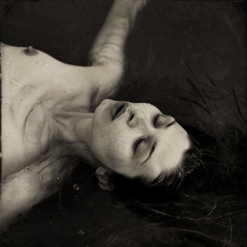 thequietfront:  Miroslava Kolarova 