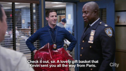 minalous:  abigailmaedy:  sandandglass:  Brooklyn Nine-Nine s03e16