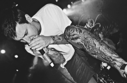 welcometowonderlanditsdead:  Winston McCall/Parkway Drive 