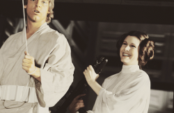 breakanyballerinasheart:  Star Wars: A New Hopebehind the scenes