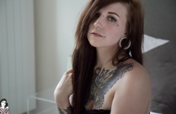 mikaulsuicide:  Probably my favourite SFW photo from this set