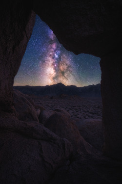 themanliness:Window To The Beyond | Source | Facebook | Instagram