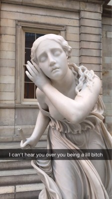 thebest-memes:  This is why I love snapchat and sculptures