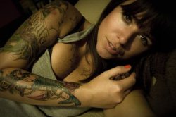 hot4tattoobabes:  hot4tattoobabes