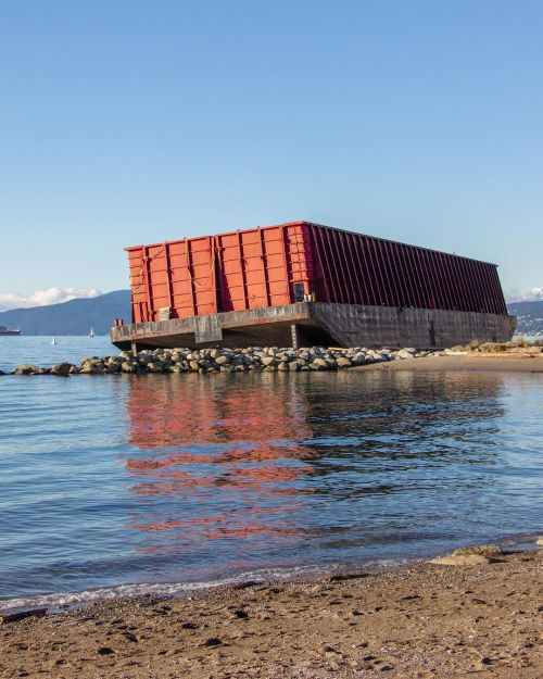 nevver:  Barge Chilling Beach, Vancouver (via @arielle.n.d)