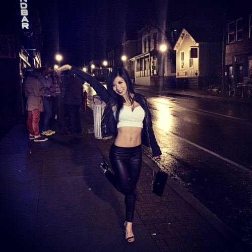 LexiVixihttps://instagram.com/xoxtrinixox/https://twitter.com/lexivixi