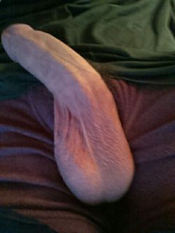 bigcockmeat:  This pic makes me look like I have a foreskin even