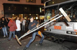 chowderofficial:  San Francisco Riots after the Giants won the