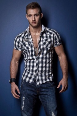 londonboy45:  Oh god - tags, open shirt, tight sleeves, pouty