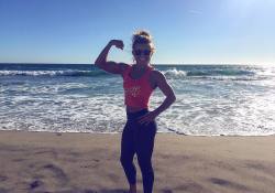 barbells-and-sirens:  fightoncarryon:  Such a great day!! 🌊☀️🕶Awesome