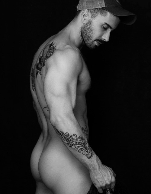 this is a really nice ass 