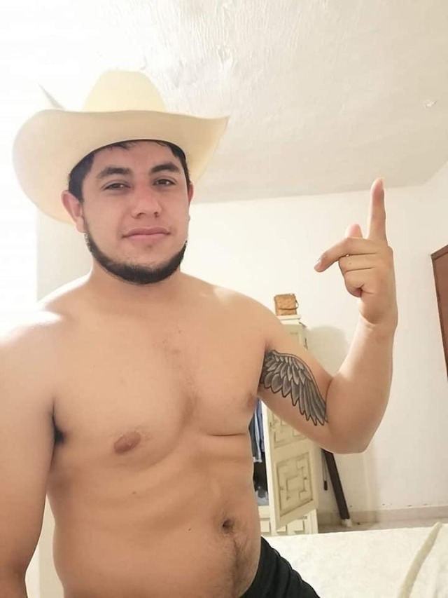 bear-hairy:Déjanos tu comentario 🐻. Rebloguea y comparte