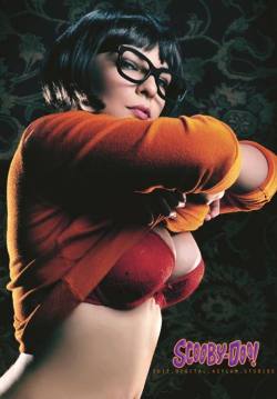 yummycosplay:  Velma from Scooby Doo 