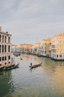 0rient-express:  VENEZA, ITALIA | by Alessandro Giraldi.   