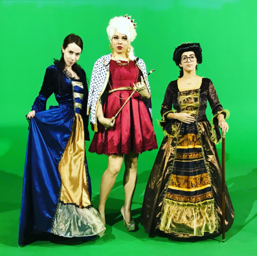 Classy as fuck 18th century babes for #Hamiltoe @woodrocket