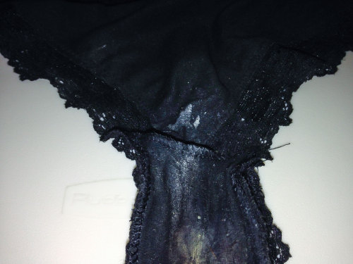 fletchbeast1 submitted:  They are still wet from last night and smell??????? dirtypants: first pic is the original submission, the second one is pimped by me…
