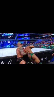 wwelover5000:  Randy giving Jinder Mahal a nice wedgie.