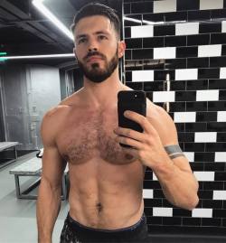 jhnwolf:  johnwolf