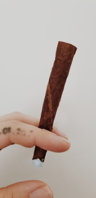 kushcaptaiin:  Another blunt.