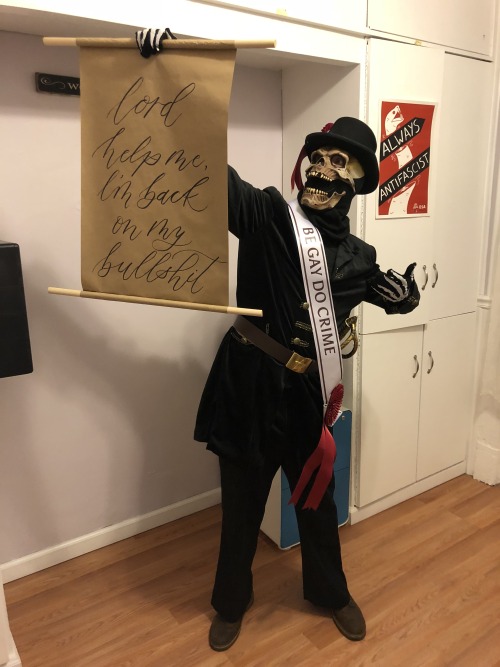 andymakesgames: My Halloween costume: The Thomas Nast Communist