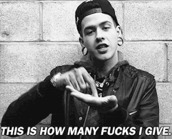 travis-mills-yng-fvs:  This is how many fucks i give. 