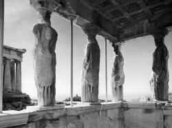 akaixab:  Caryatids, Acropolis, Athens, 1946 