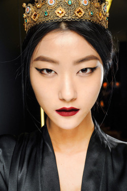 journaldelamode:  Park Jihye at Dolce and Gabbana F/W 13/14 Milan