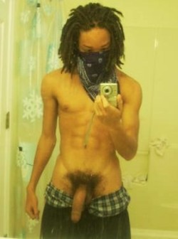 black-dicks-r-us:  WATCH GUYS JERKOFF LIVE ON WEBCAM FREE! CLICK